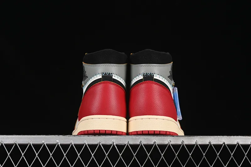 All categories Air Jordan Jordan series basketball shoes Air Jordan 1 High foreign trade version Union x Air Jordan 1 Retro High AJ1 Joe 1 Shadow Chicago high-top basketball shoes HV8563-600